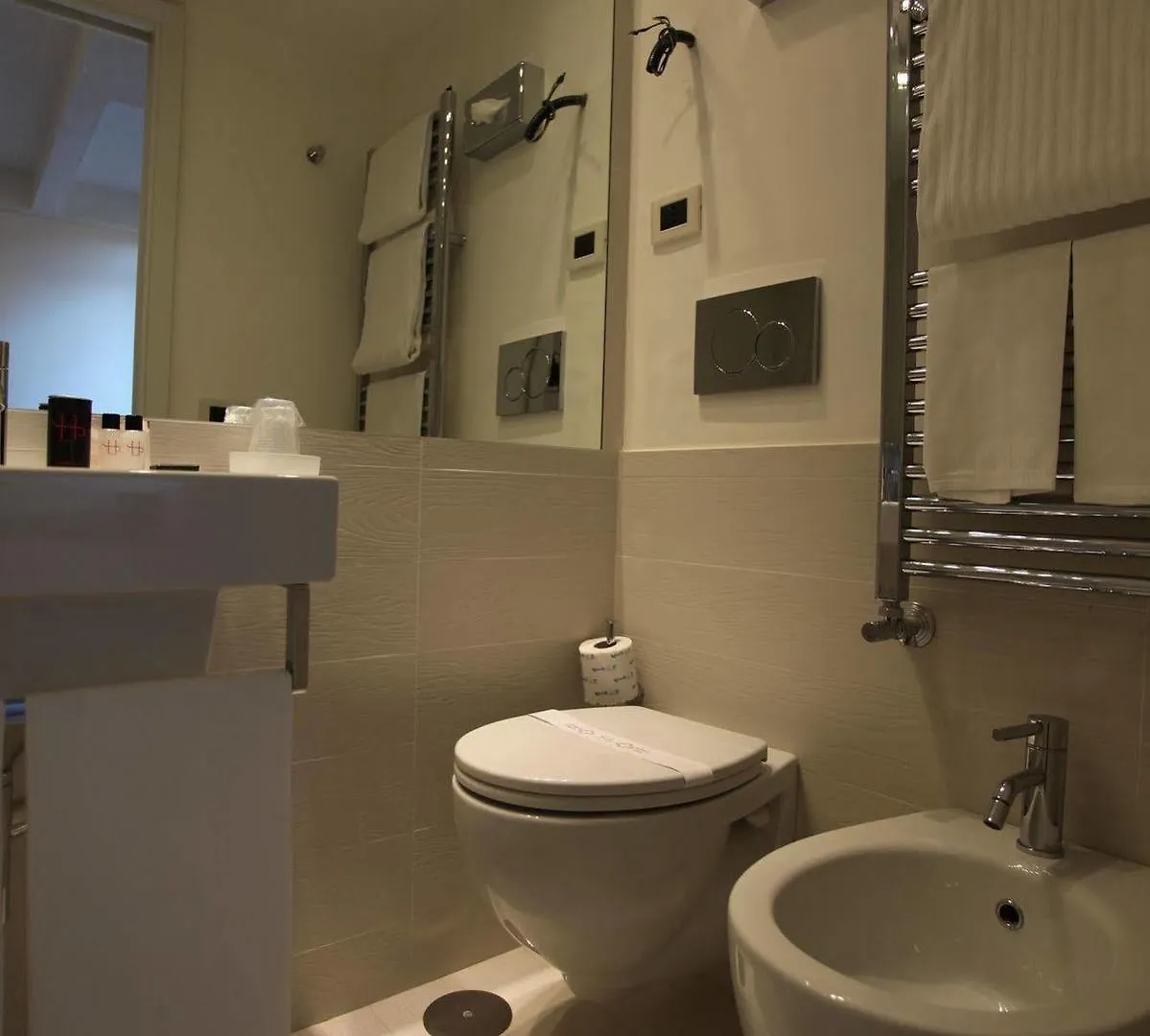 Lhp Suite Roma Piazza Del Popolo 0*, Rome